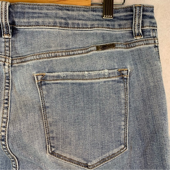 KanCan for Maurices Crop Jeans Sz 32 Light Wash - Picture 3 of 14